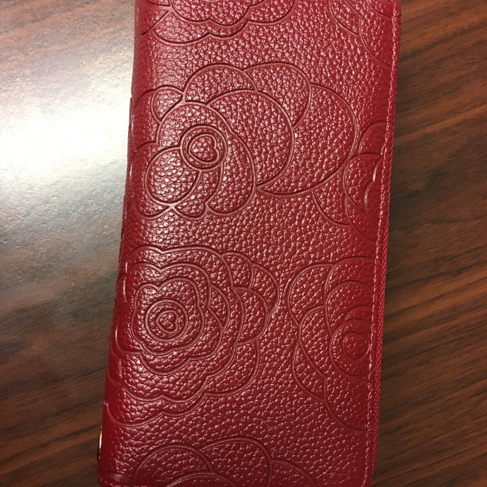 MKF genuine leather wallet wristlet (red). NWT - Picture 3 of 5